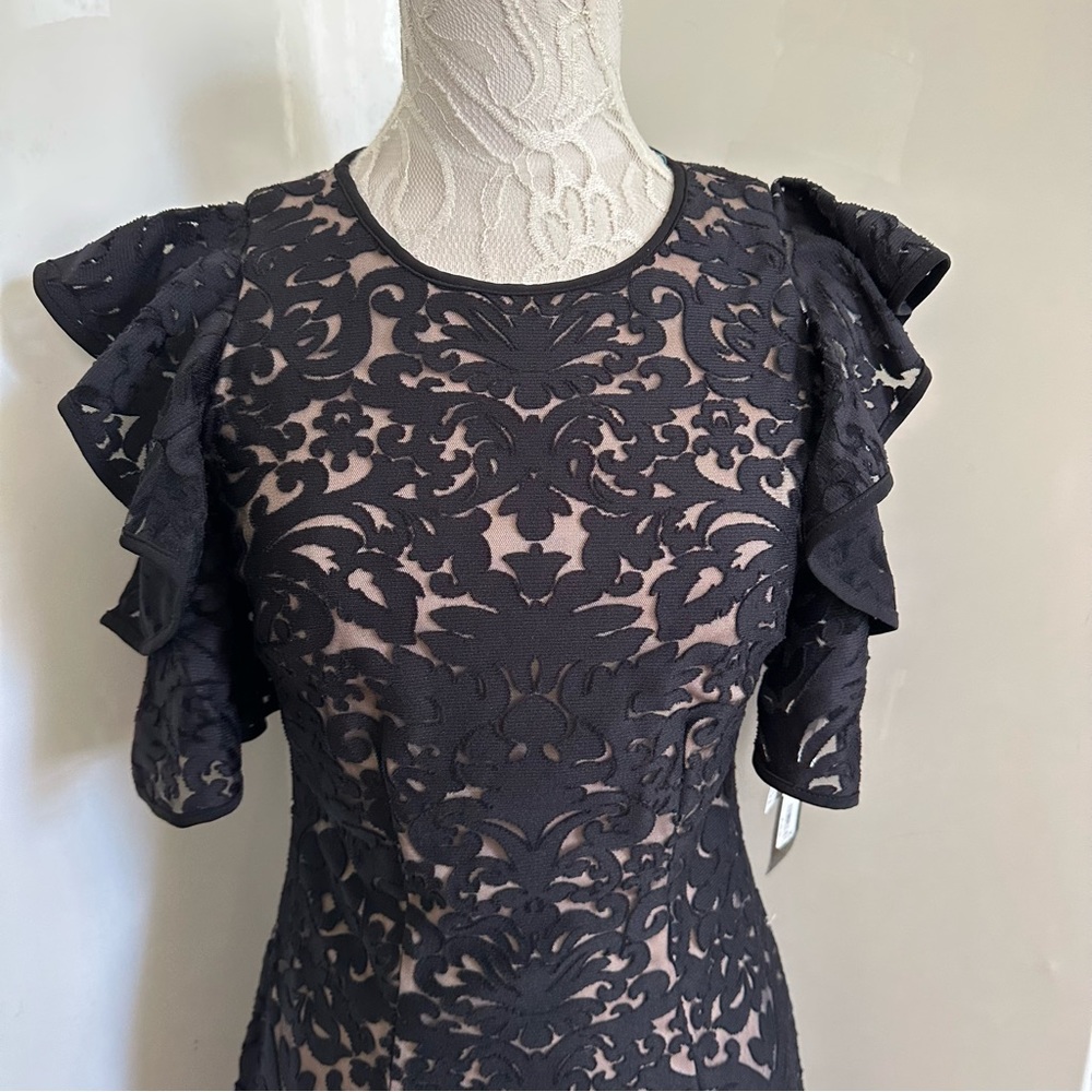 NWT XSCAPE Ruffled Cold-Shoulder Dress sz 4 - Picture 3 of 12